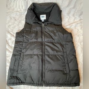 Old Navy Puffer Vest
